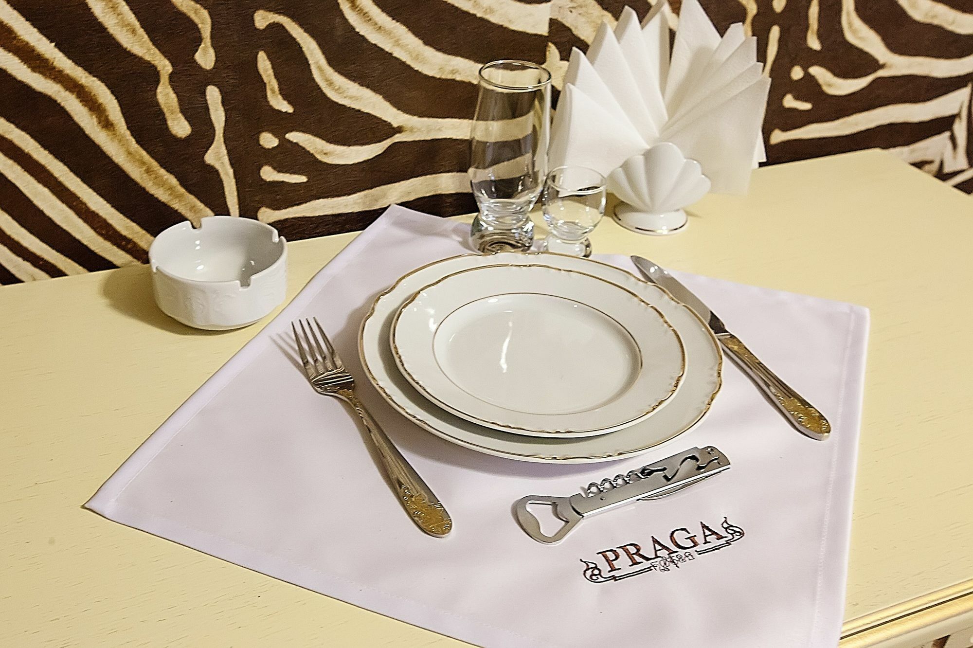 Praga Hotel Krasnodar Restaurang bild